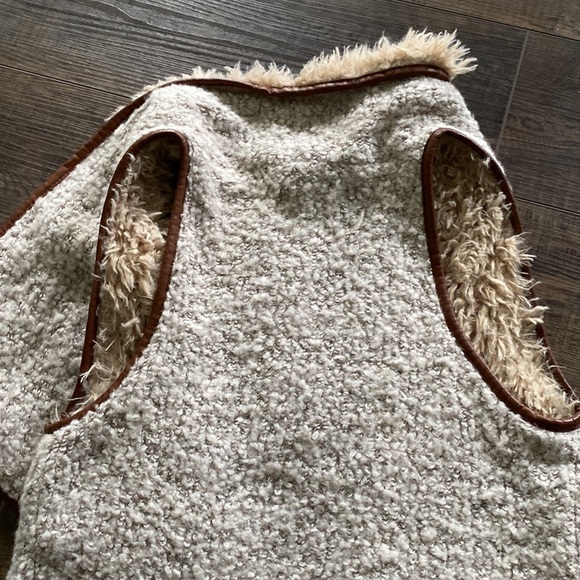 Cream fur vest ✨ - Picture 5 of 5